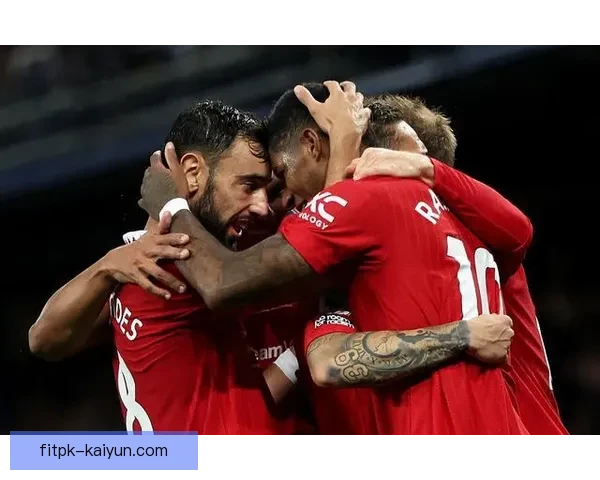 戴维斯与穆西亚拉在新赛季表现稳健，助力球队抢夺关键积分