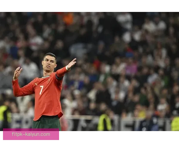 C罗高空对抗优势显著，能为球队进攻提供强大支持与竞争力。